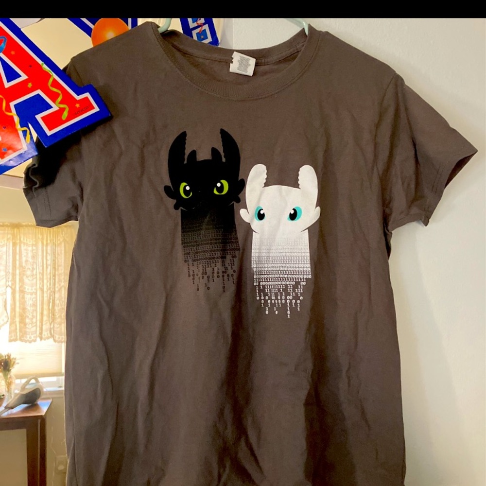 How to train your dragon exclusive employee shirt